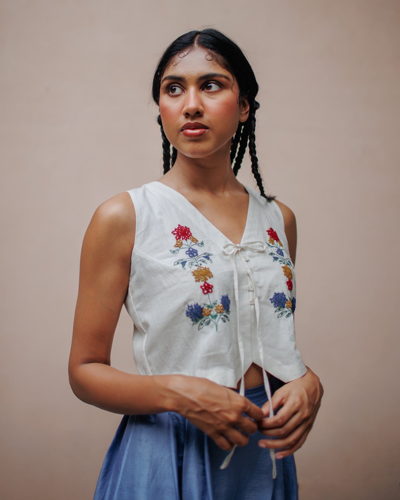 Judy | Embroidered Set