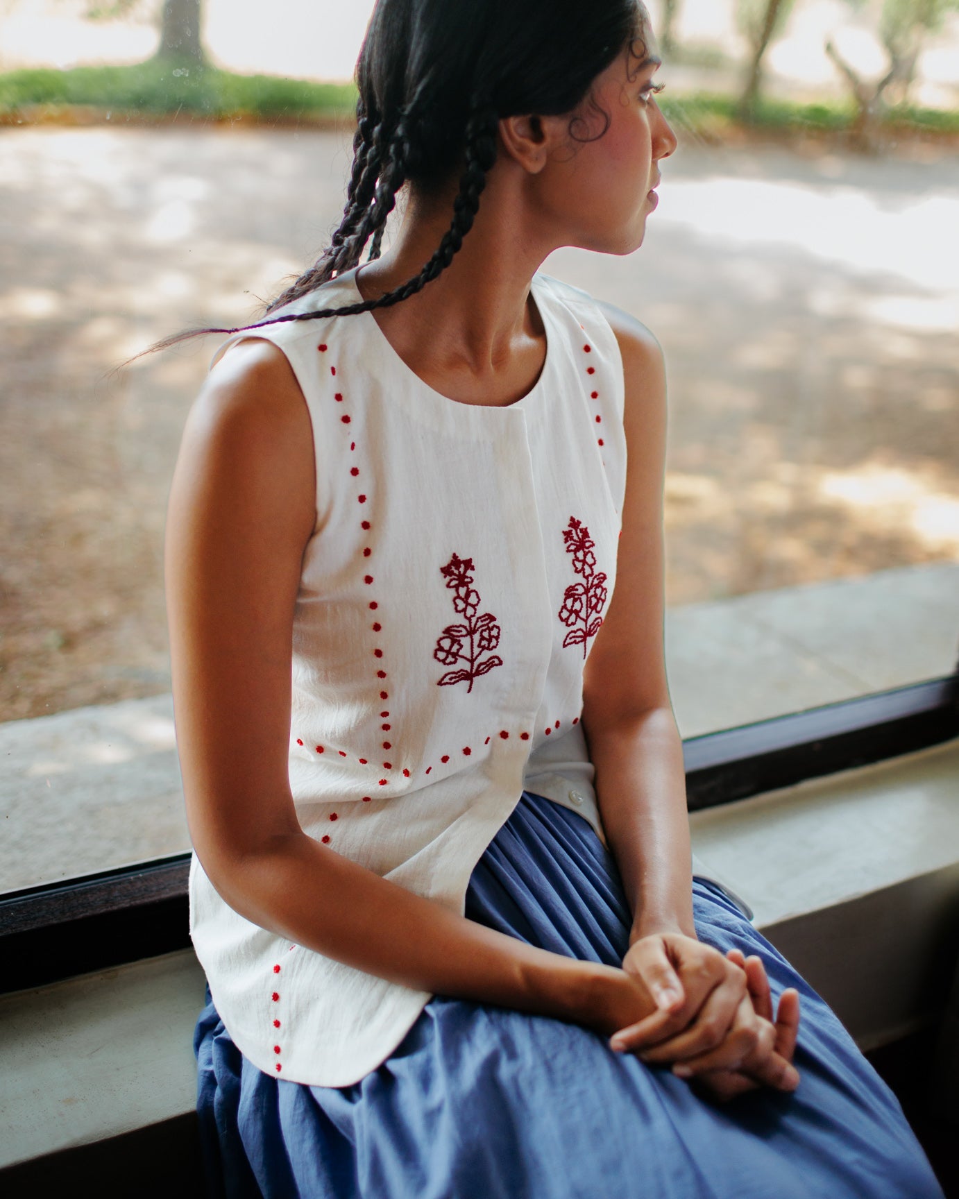 Ava | Embroidered Set