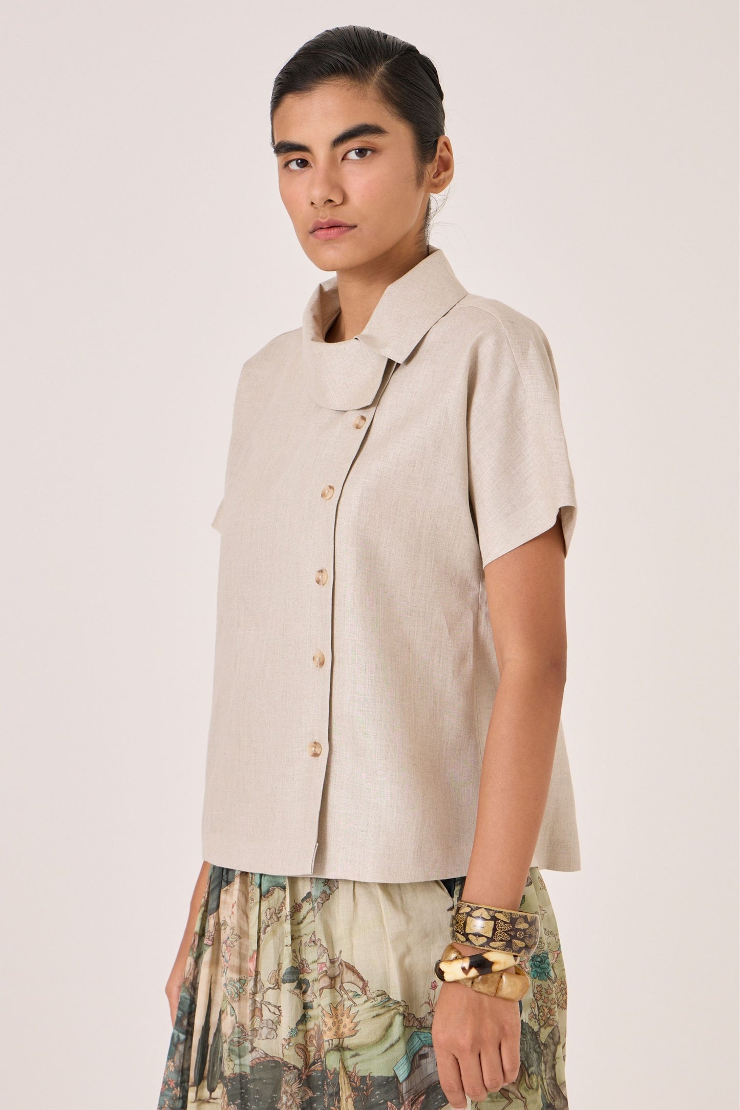 Aavish | Beige Linen Top