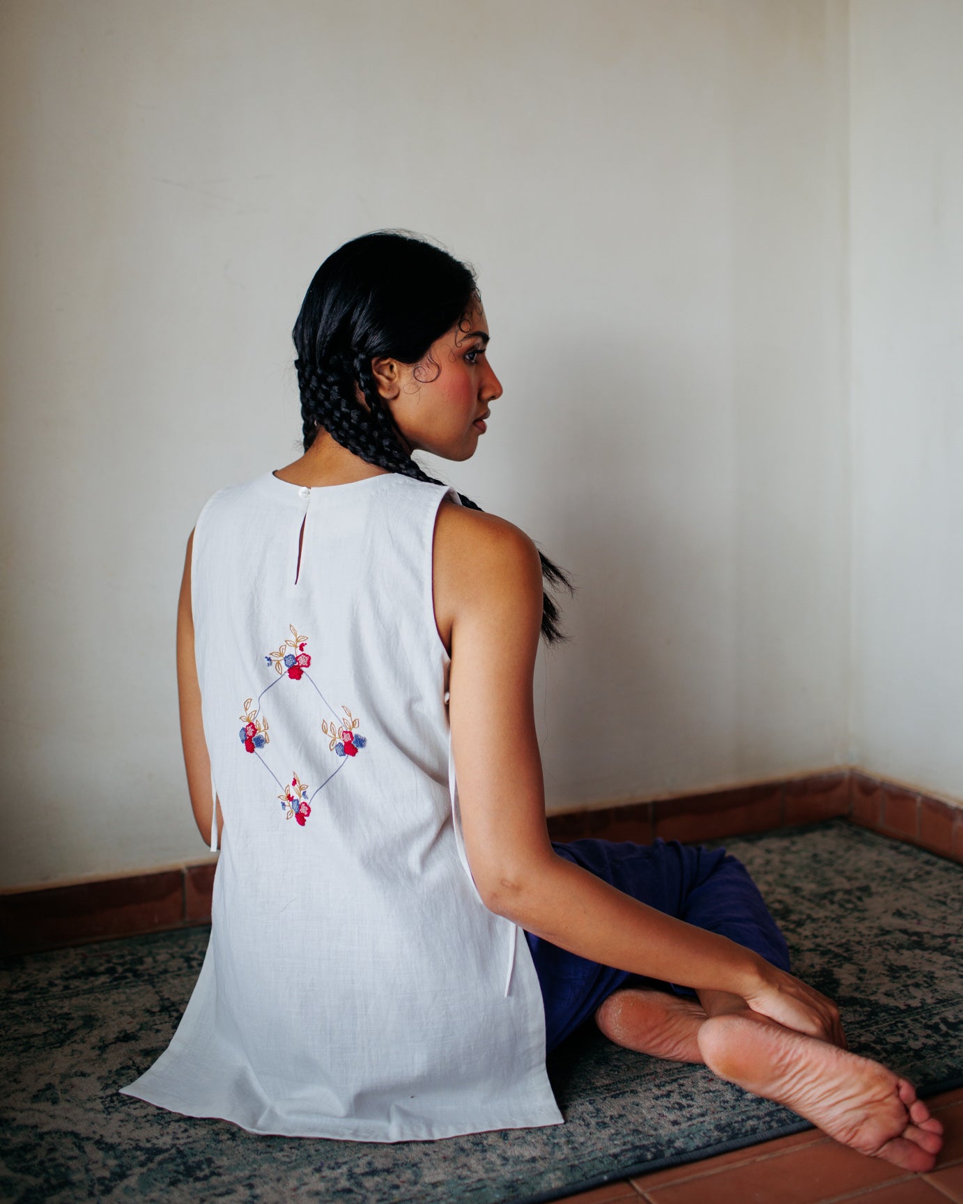 Luna | Bib Top