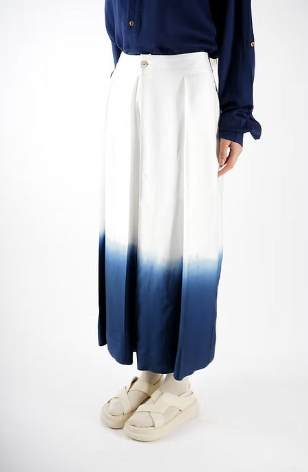 Shantab | Pleated Pants