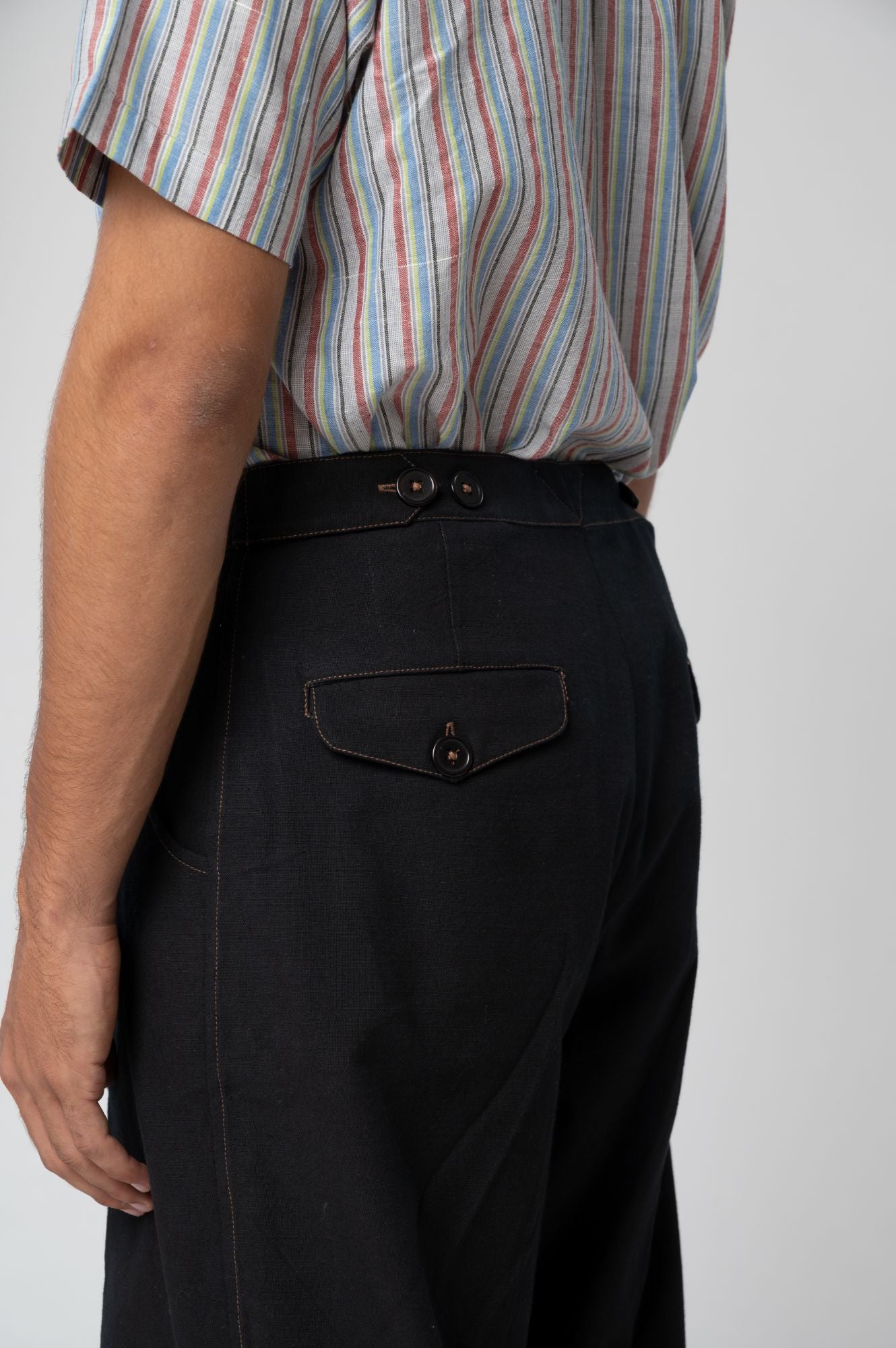 William | Black pants