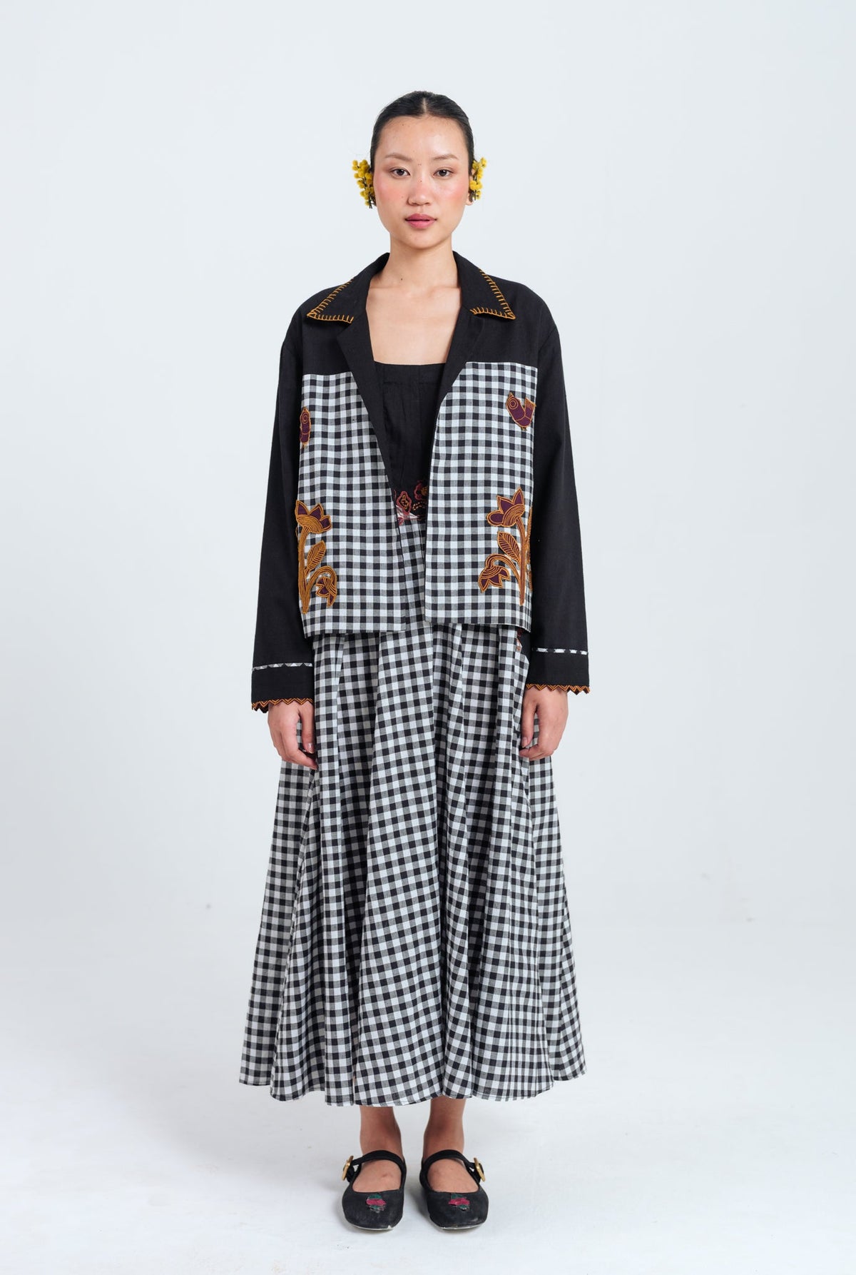 Groove | Black - White Jacket — image 1
