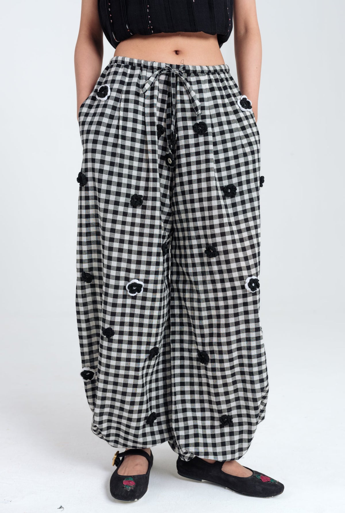 Groove | Black - White Balloon Pants — image 2