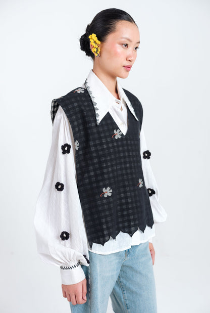 Leap | Black Scallop Overlay — image 3