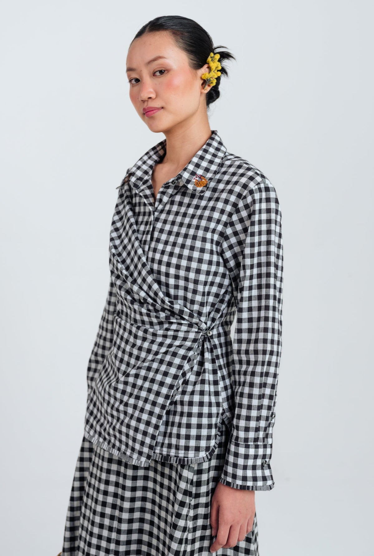 Groove | Black - White Wrap Shirt — image 3