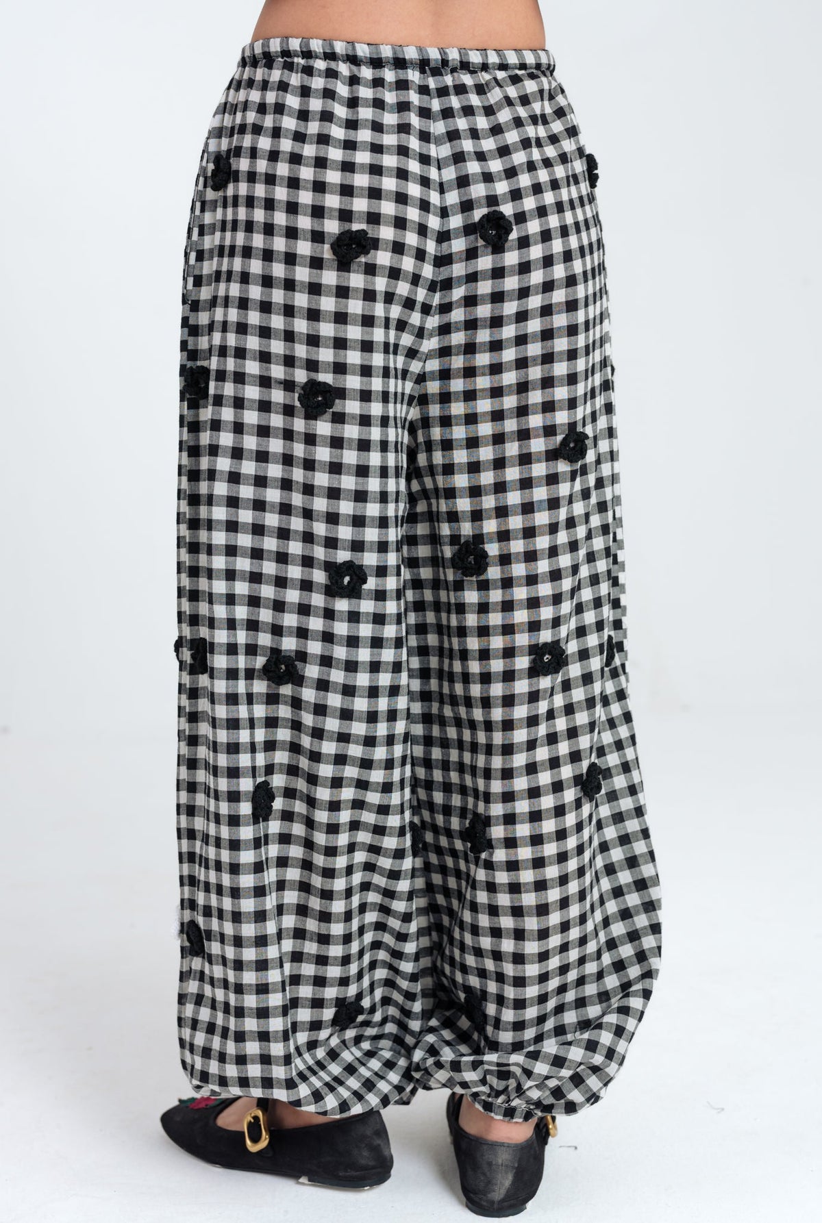Groove | Black - White Balloon Pants — image 3