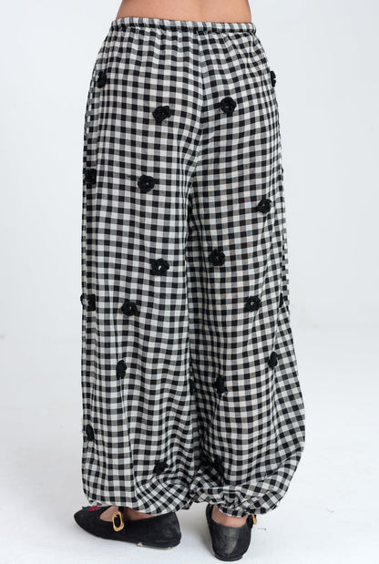 Groove | Black - White Balloon Pants — image 3
