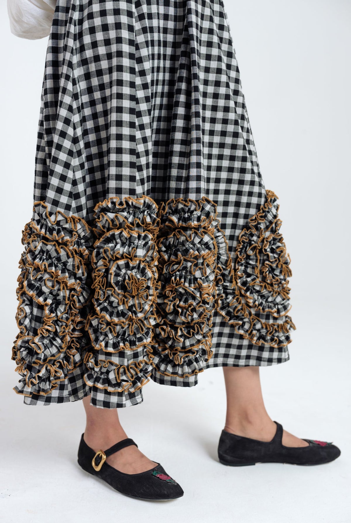 Groove | Black - White Skirt — image 4