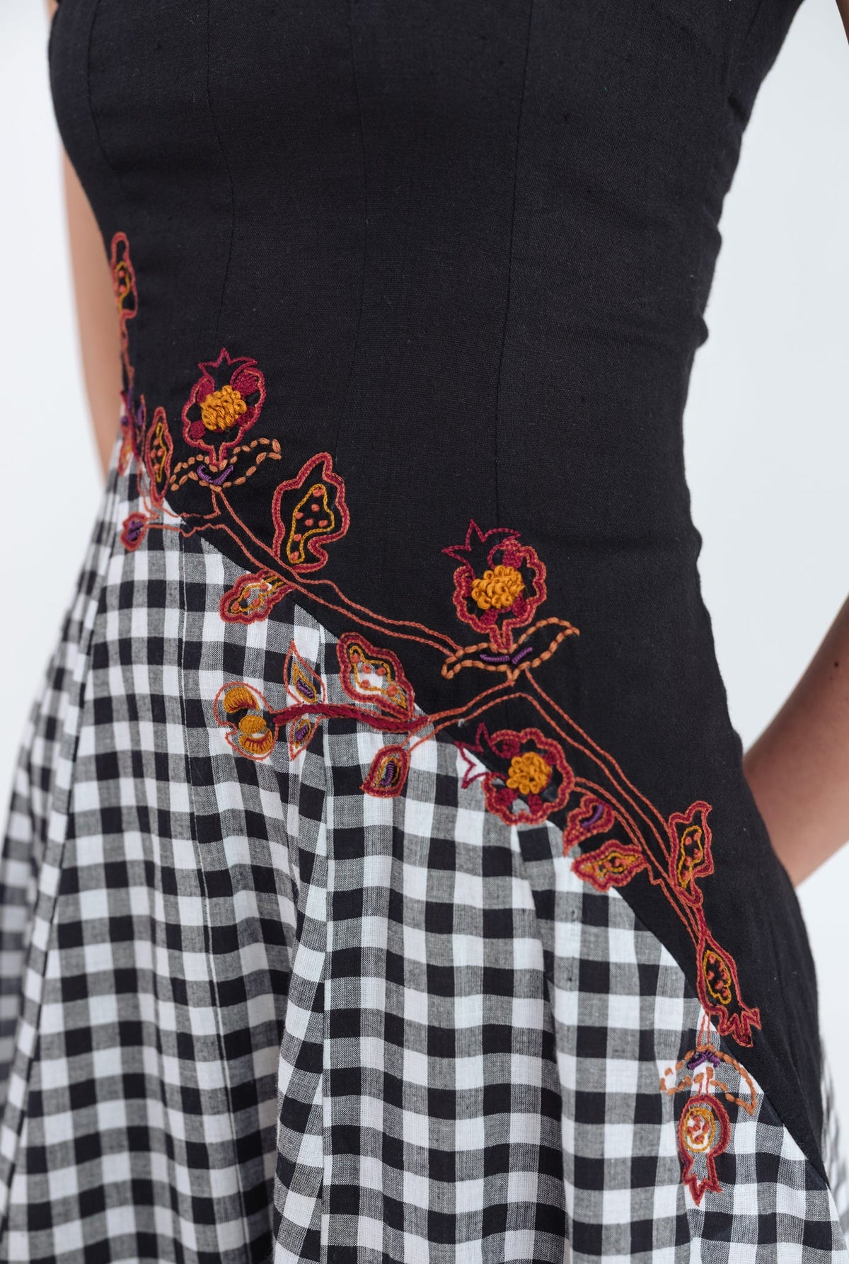 Groove | Black - White Panelled Dress — image 5