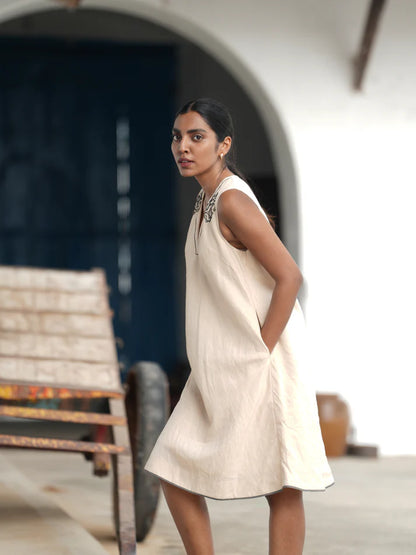 Kavi | Short Circle Dress