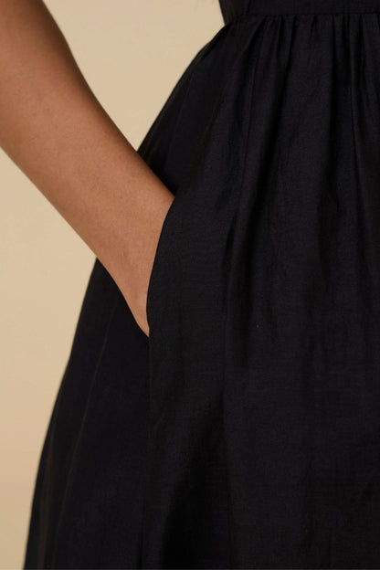 Hafa | Black Sleeveless Dress