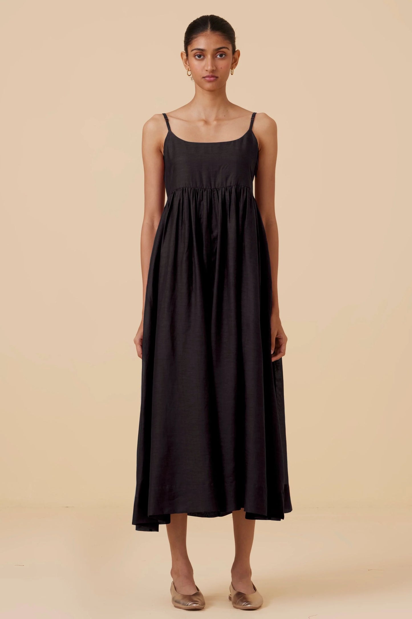 Hamza | Black Sleeveless Midi Dress