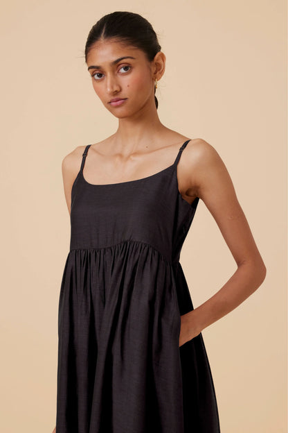 Hamza | Black Sleeveless Midi Dress