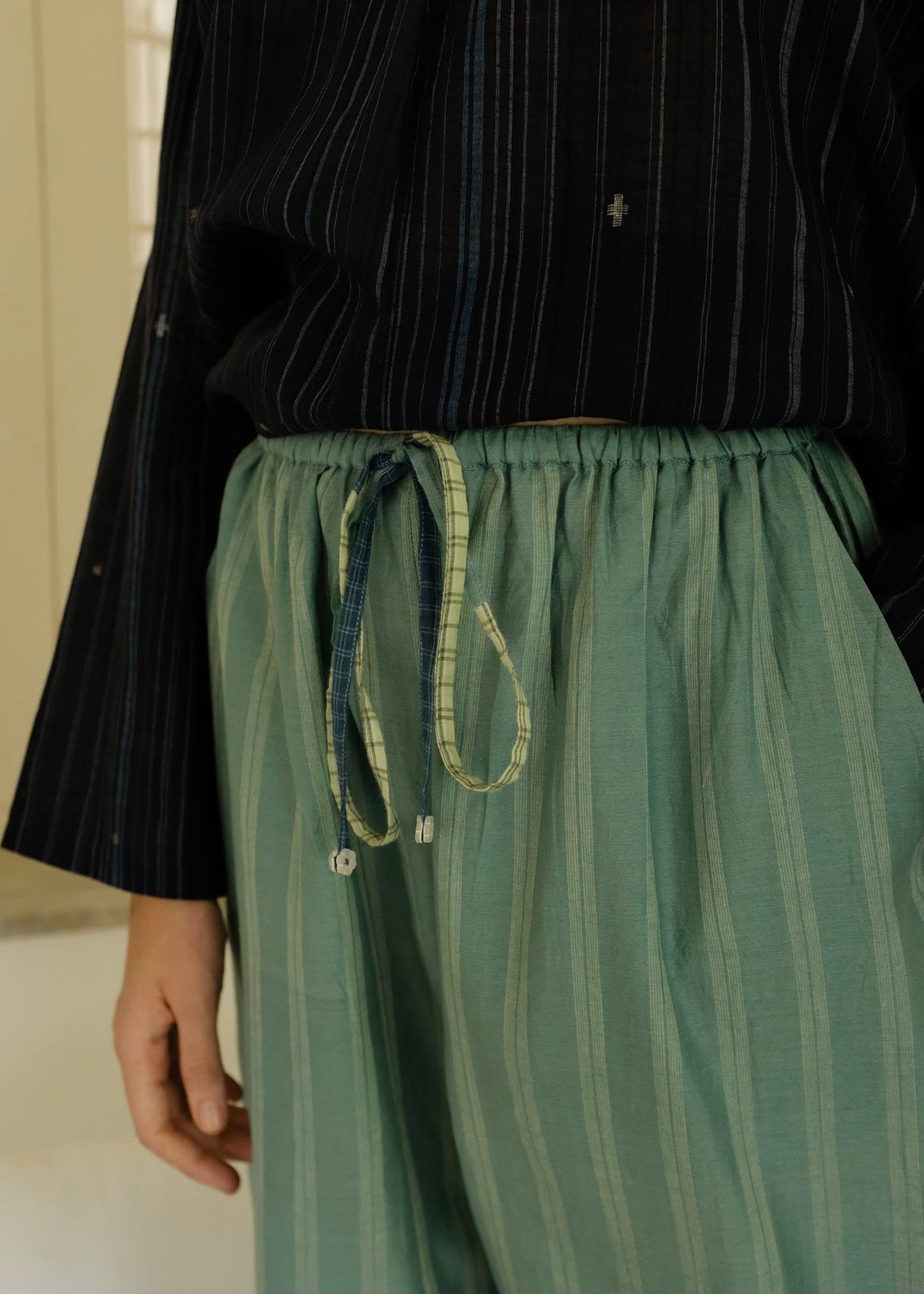 Joey | Straight Sea Green Silk Pants