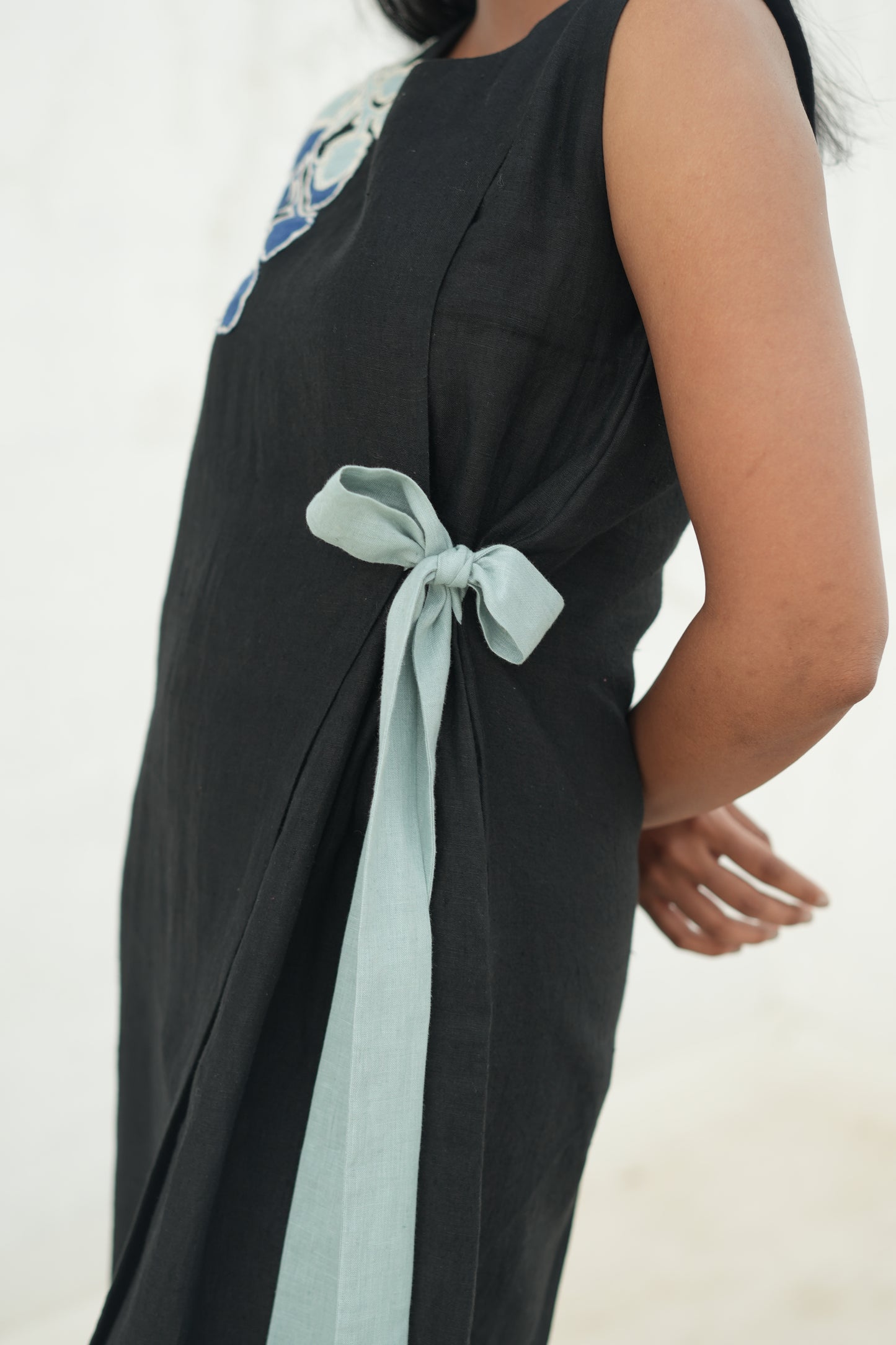Aire | Appliqué Dress