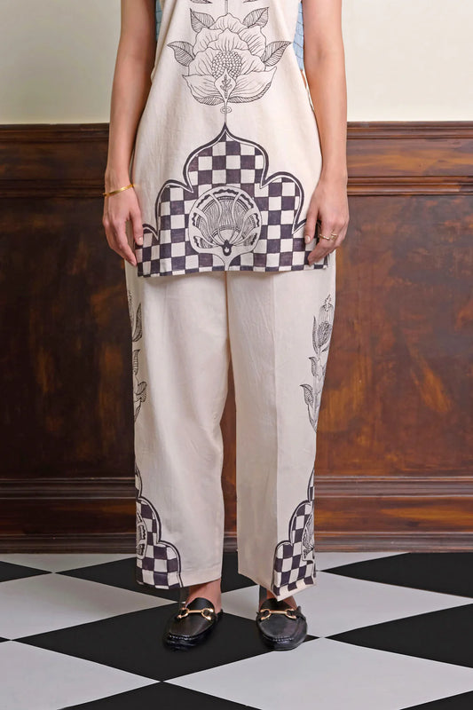 Waiting for Spring | Straight Trousers