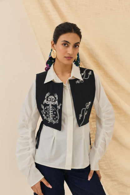 Jugnu | Black Handloom Bib