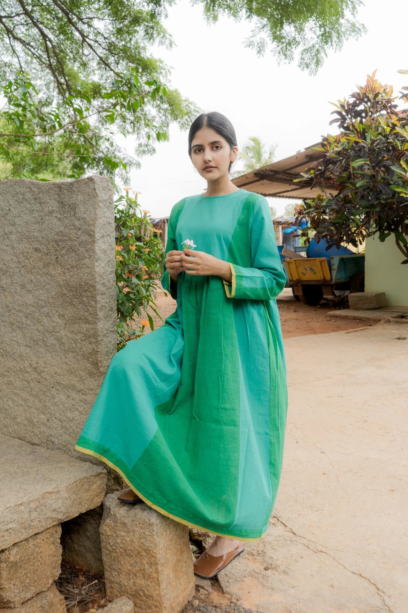 Nila | Green Panelled Dress