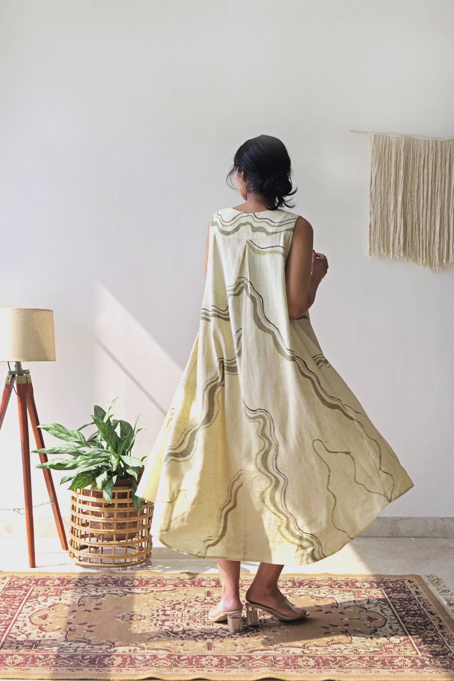 Nambi-Kai Dress | Glowing with the wind